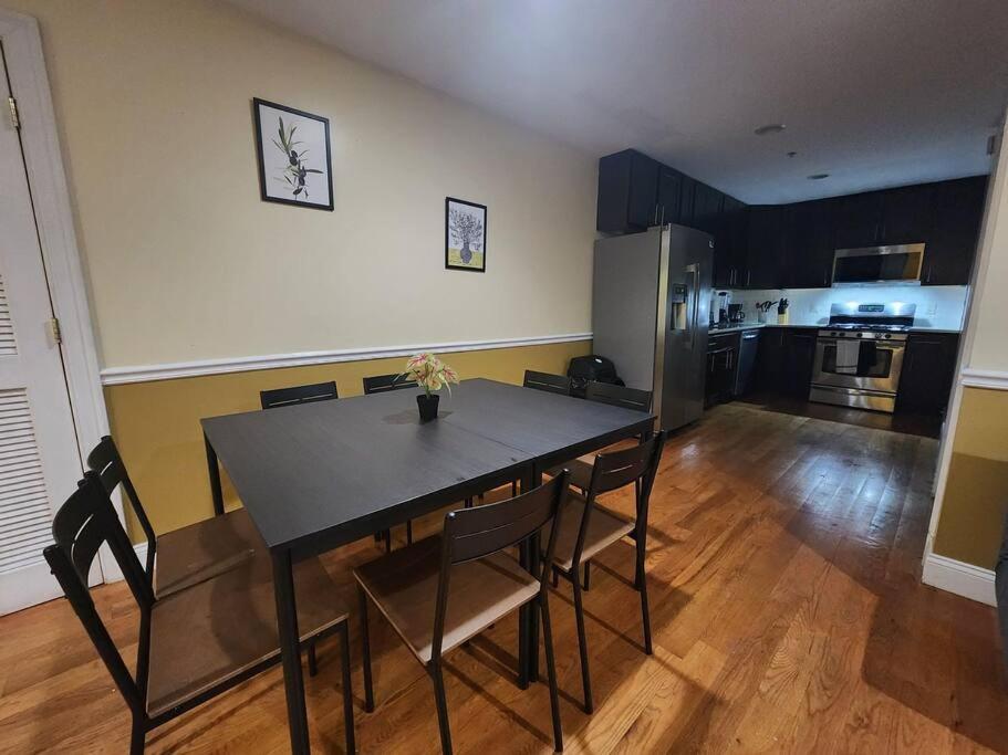 Appartamento Classy 3 Bed Near Nyc With View! Union City Esterno foto