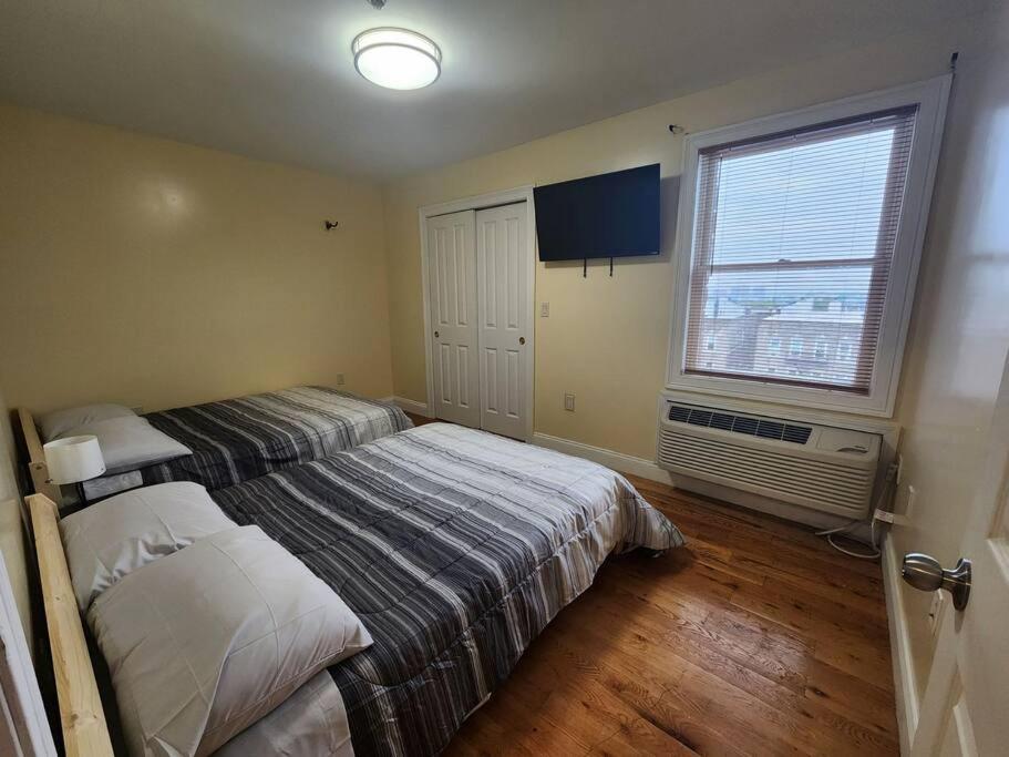 Appartamento Classy 3 Bed Near Nyc With View! Union City Esterno foto